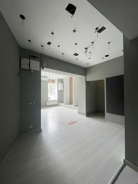 Gara de Nord, Bd. Dinicu Golescu, spatiu comercial, 80 mp, comision 0%